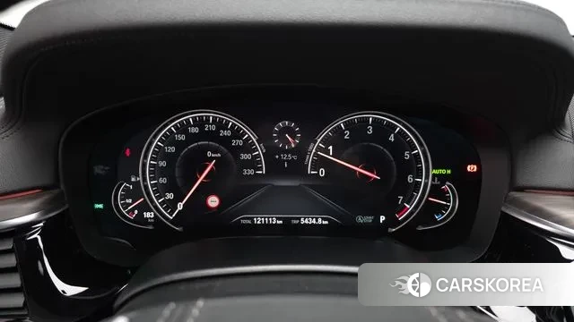 BMW 5 Series (G30) id 3505522 из Кореи 18