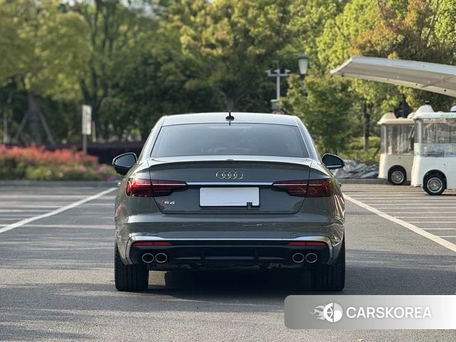 Audi S4 id 4259776 из Китая 17