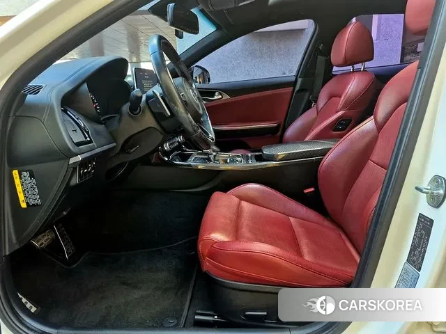 Kia Stinger id 3583120 из Кореи 18