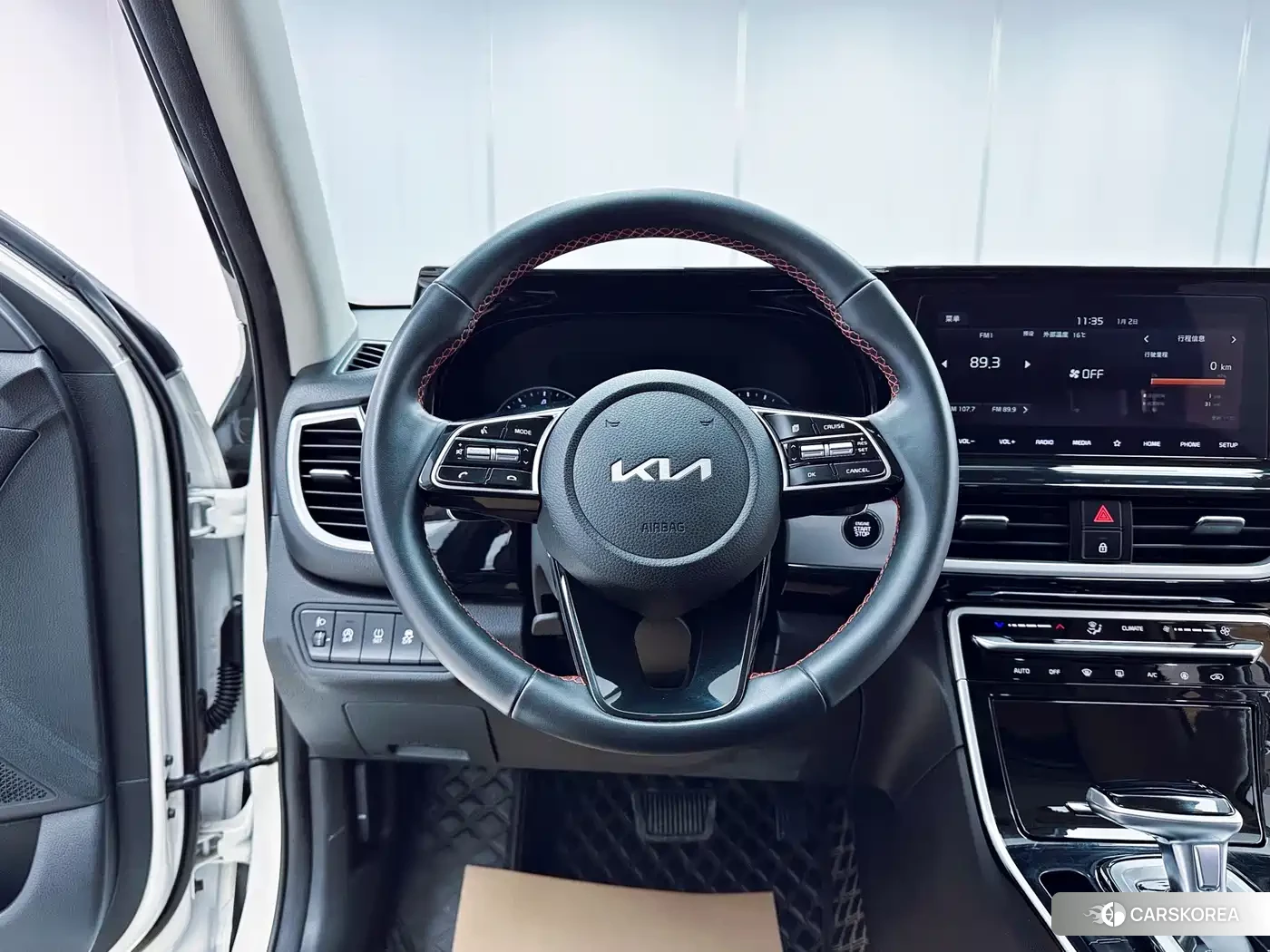Kia KX3 proud run id 4565165 из Китая 19