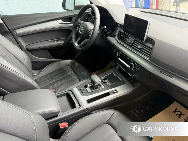 Audi Q5L id 4260791 из Китая 11