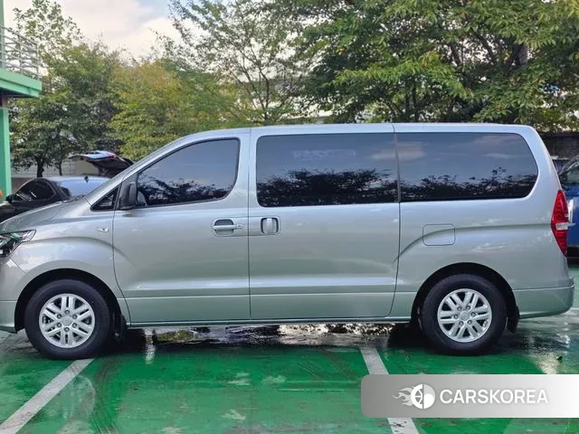 Hyundai The New Grand Starex id 3307941 из Кореи 18