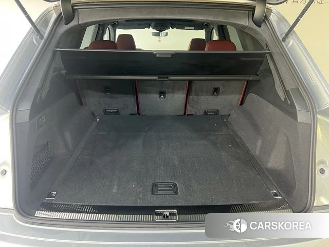Audi SQ7 id 4271791 из Китая 17