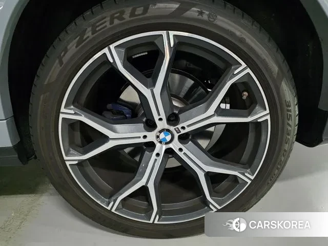 BMW X6 (G06) id 3565605 из Кореи 18