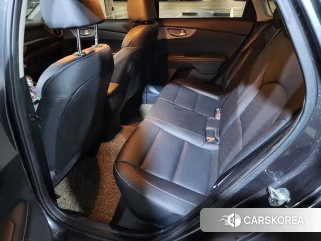 Kia Come New K3 id 3493702 из Кореи 18