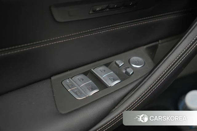 BMW 5 Series (G30) id 3793499 из Кореи 18