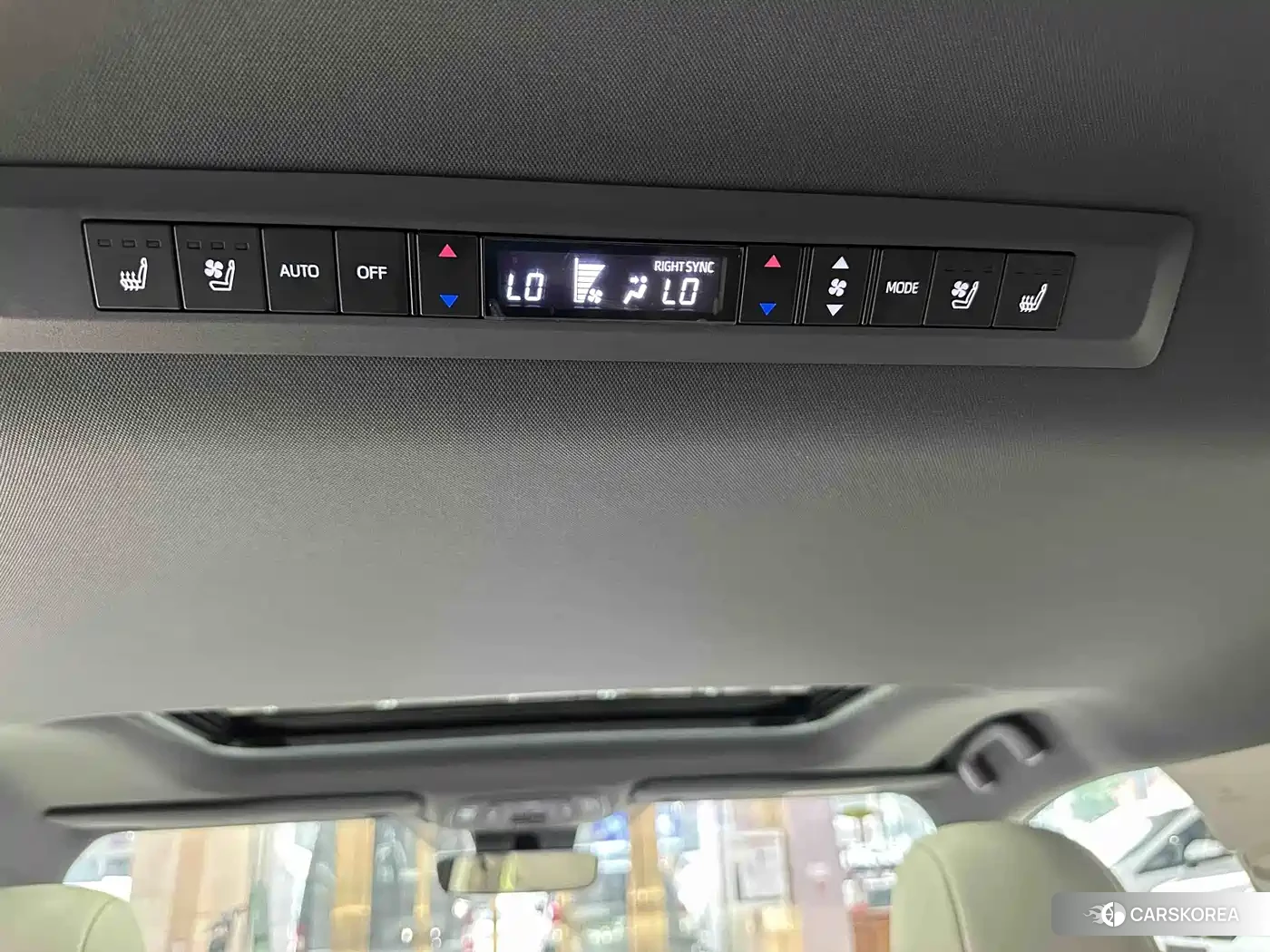 Toyota Sienna id 4583895 из Китая 17