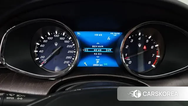 Maserati Quattroporte id 3407072 из Кореи 18