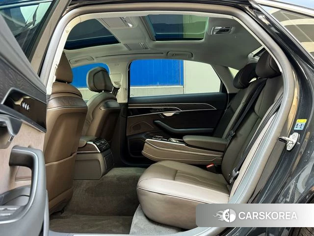 Audi A8 id 4359546 из Китая 14