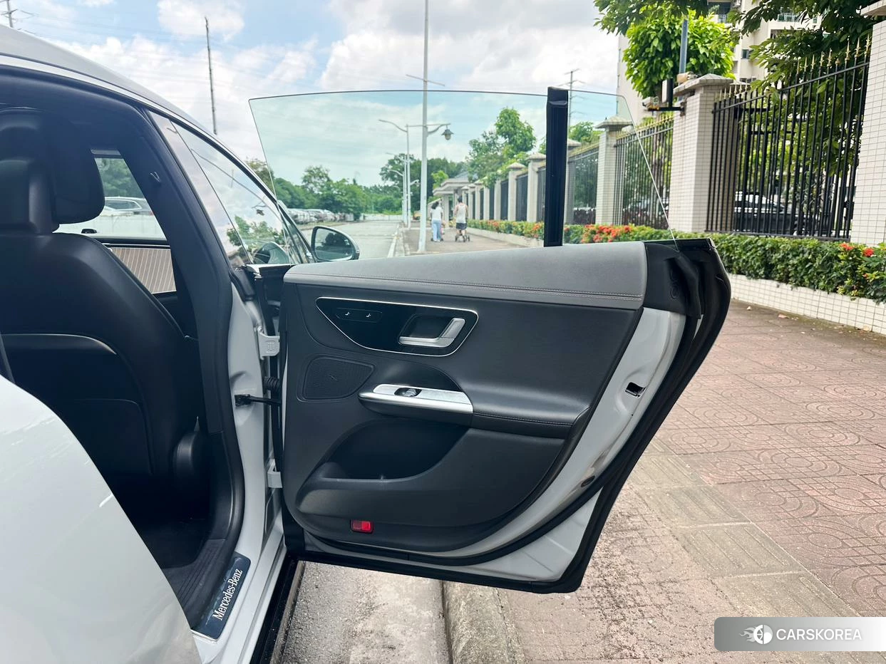 Mercedes-Benz EQE id 4487351 из Китая 19