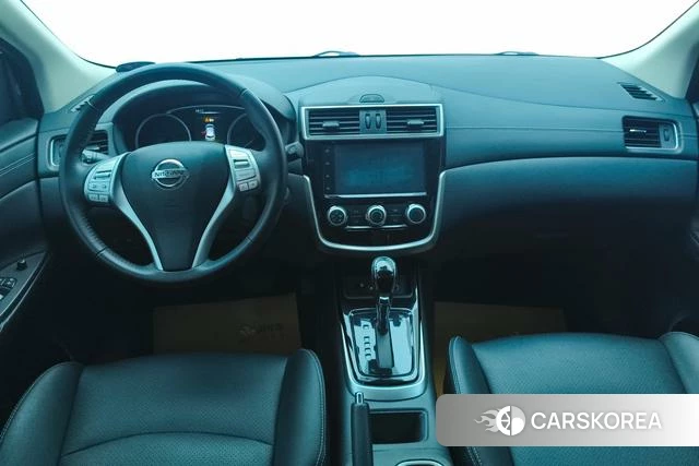 Nissan TIIDA id 3939475 из Китая 15