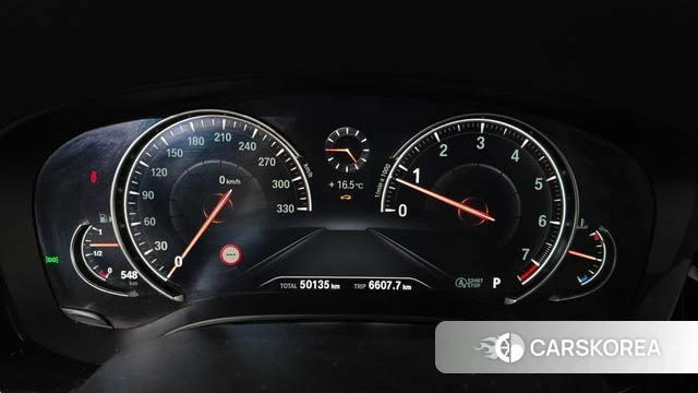 BMW 5 Series (G30) id 4020378 из Кореи 19