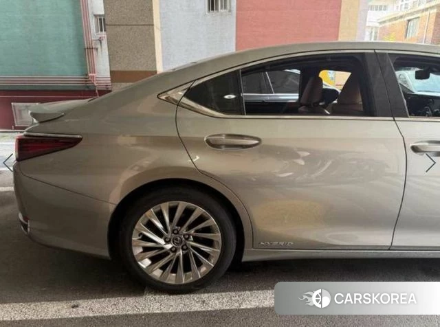Lexus ES300h 7th generation id 4502369 из Кореи 13