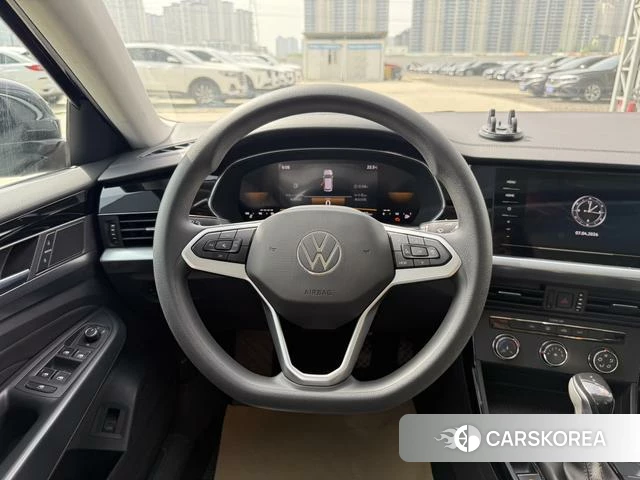 Volkswagen Passat id 4263878 из Китая 14