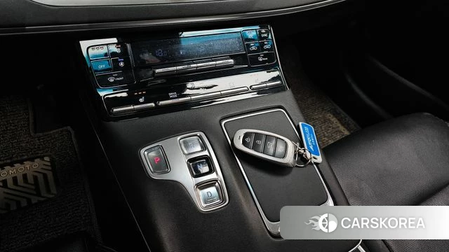 Hyundai The New Grandeur IG id 4410627 из Кореи 28
