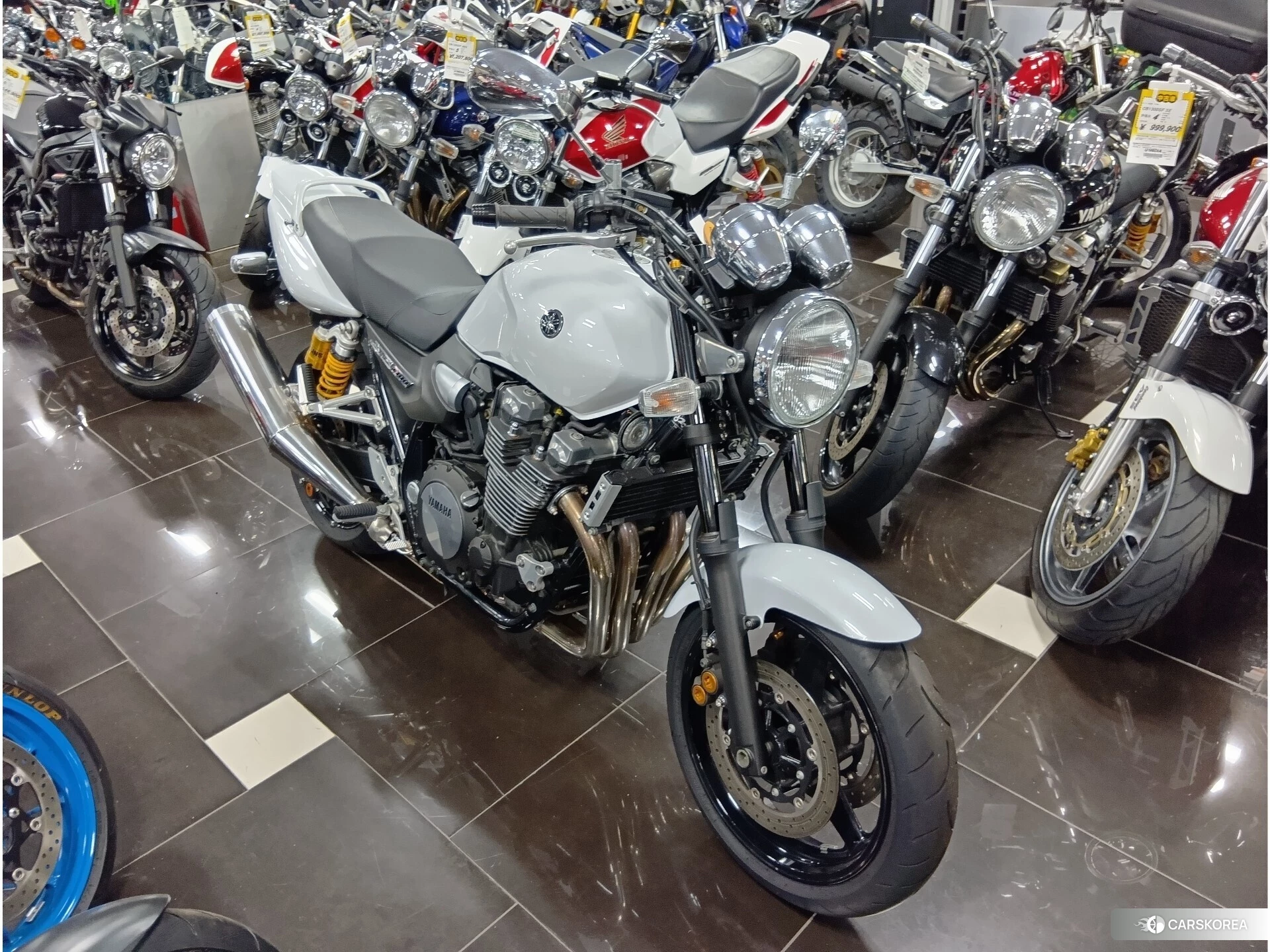 Yamaha XJR 1300 id 4373649 из Японии 8