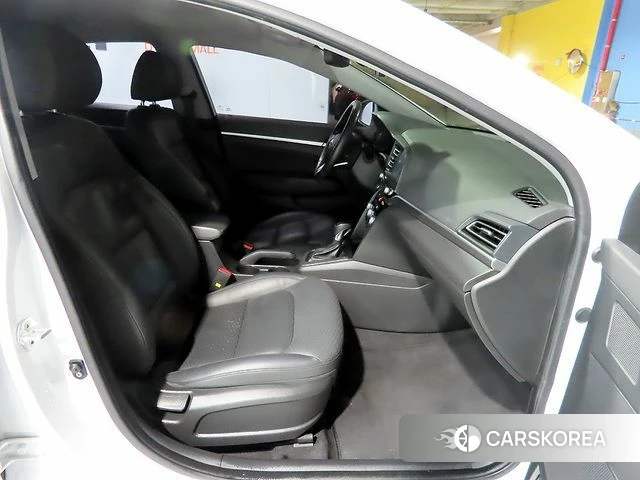 Hyundai The New Avante AD id 4384600 из Кореи 18