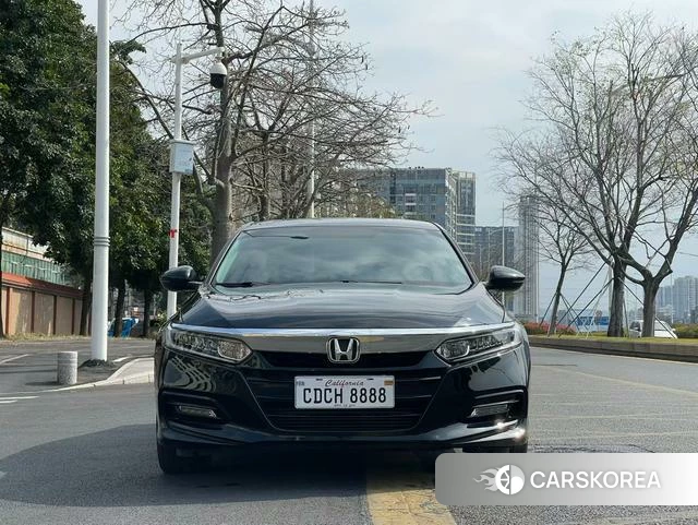 Honda Accord id 4328874 из Китая 8