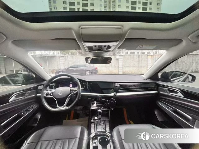 Volkswagen Passat id 4219833 из Китая 8