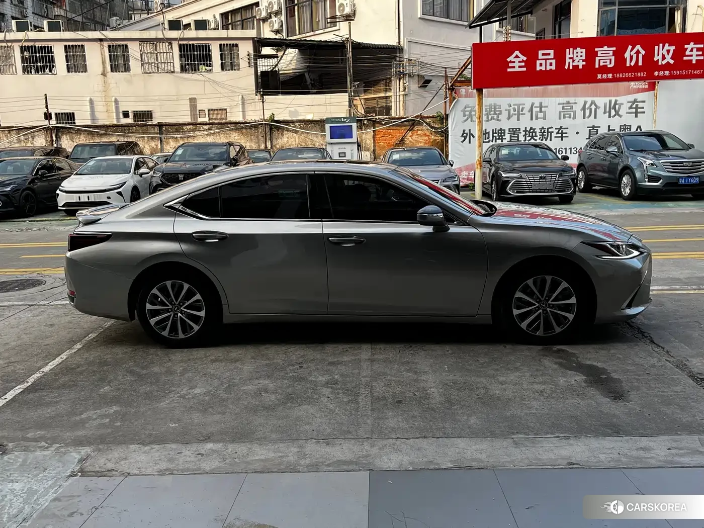 Lexus ES id 4547554 из Китая 28