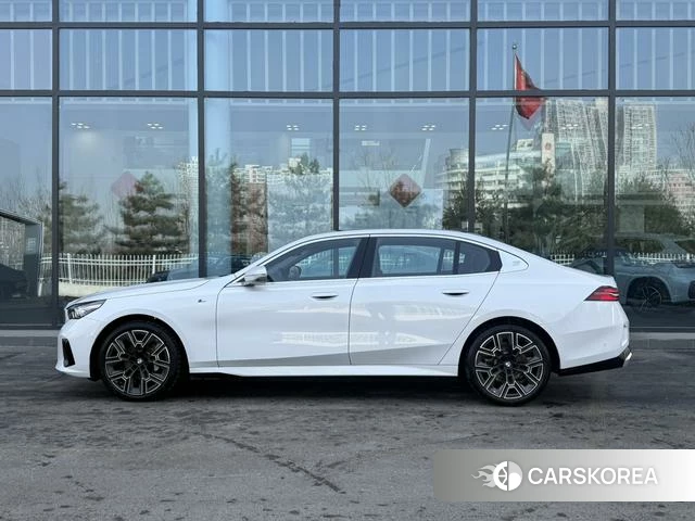 BMW 5 series id 3890612 из Китая 7