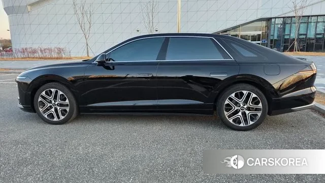 Hyundai Grandeur (GN7) id 3776722 из Кореи 17