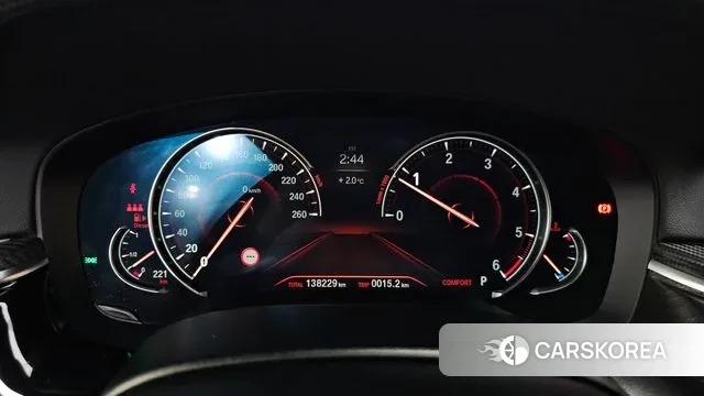 BMW 5 Series (G30) id 3651841 из Кореи 19