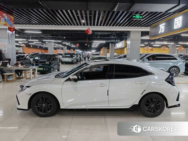 Honda Civic id 3890026 из Китая 8