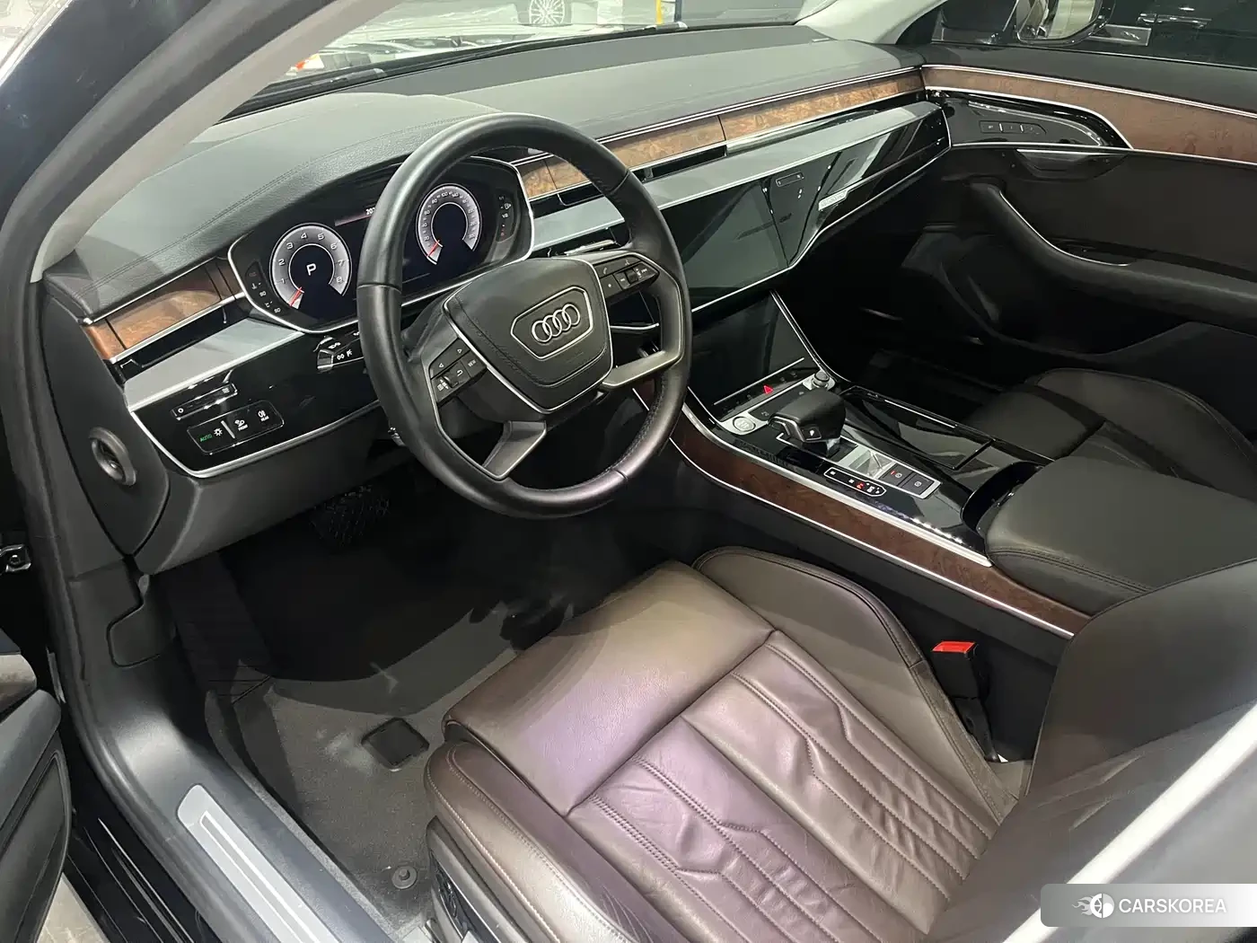 Audi A8 id 4539188 из Китая 8