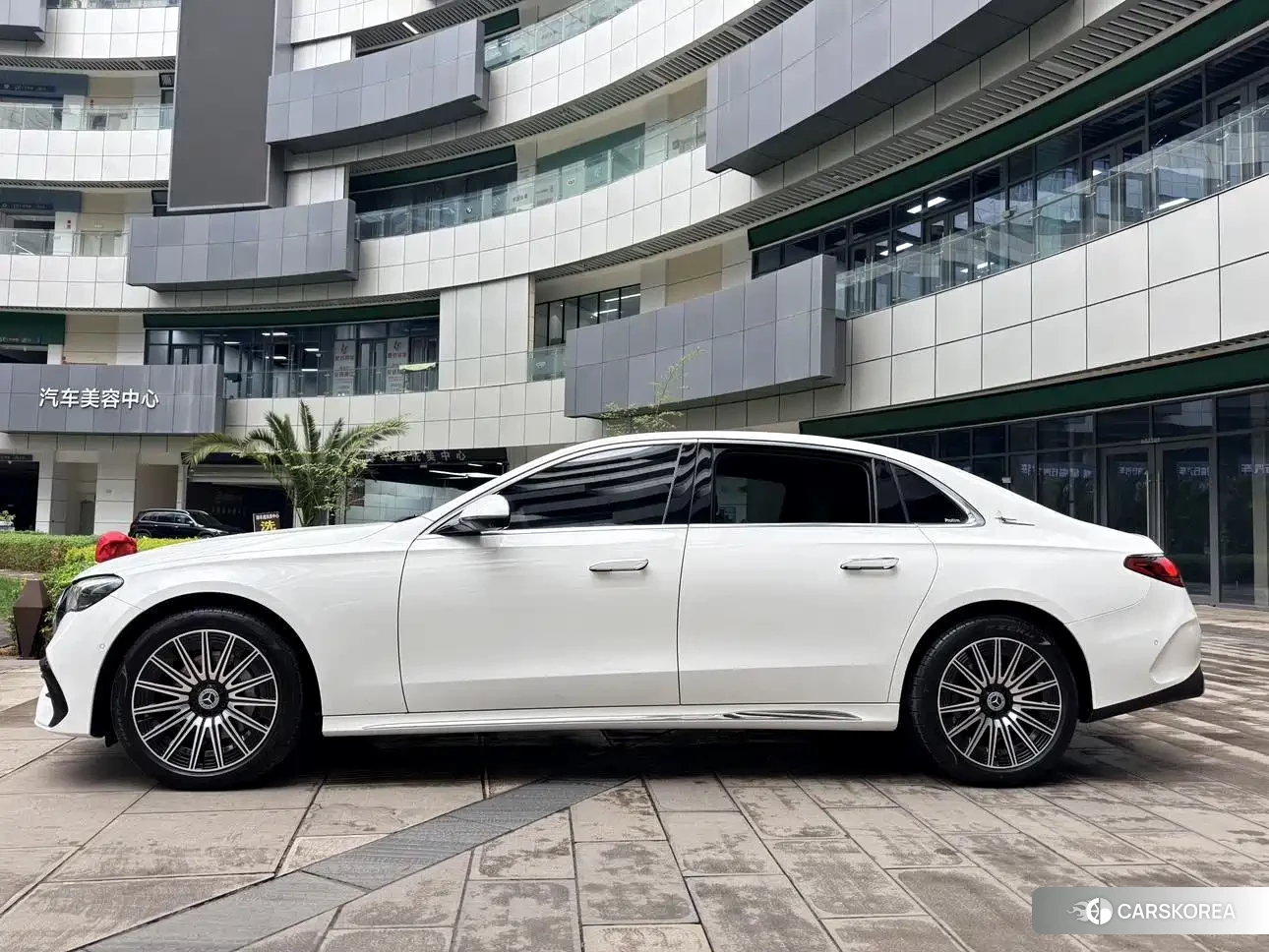 Mercedes-Benz E-Class id 4629174 из Китая 13