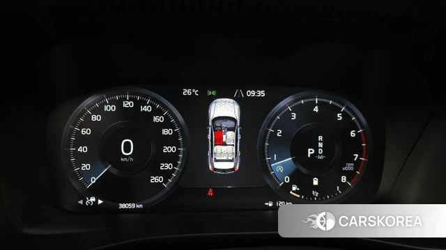 Volvo XC40 id 4881328 из Кореи 18