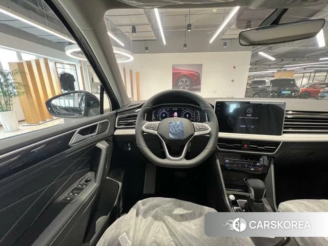 Volkswagen Tiguan L PHEV id 4260993 из Китая 12