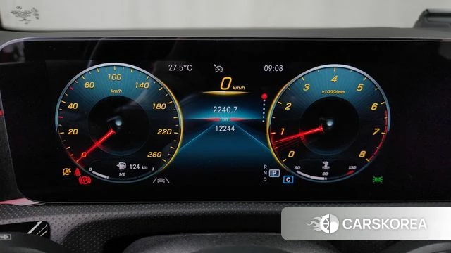 Mercedes-Benz A-Class W177 id 4529274 из Кореи 18