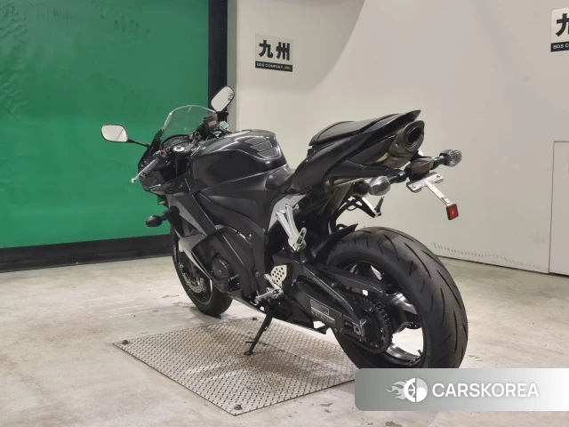 Проданный Honda CBR600RR id 4358606 из Японии, фото 8