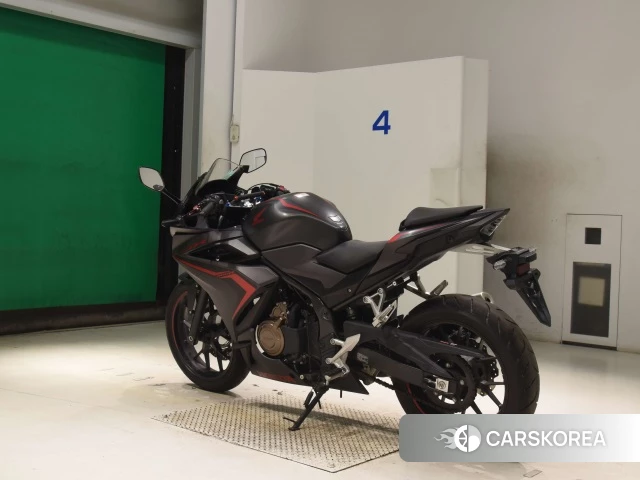 Проданный Honda CBR400R id 4313197 из Японии, фото 8