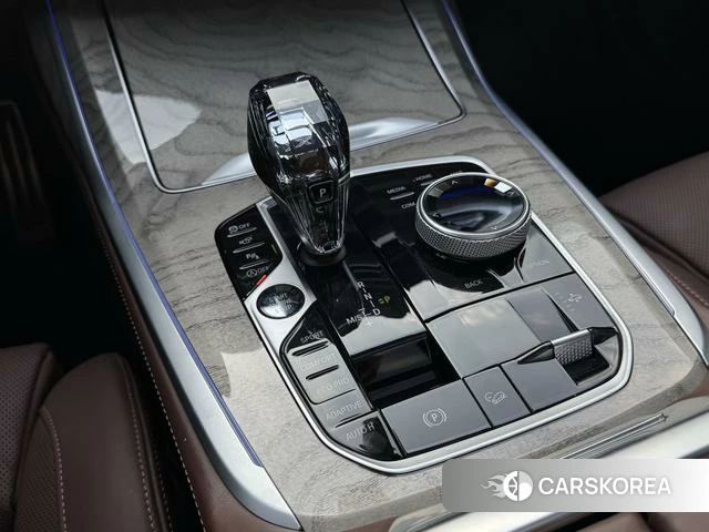 BMW X7 id 4209921 из Китая 12