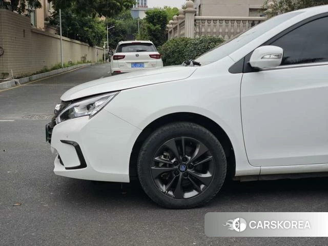 BYD Qin DM id 4212893 из Китая 16