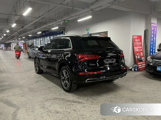 Audi Q5L id 4272749 из Китая 18
