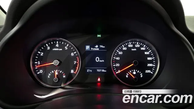 Kia Stonic id 2733619 из Кореи 18