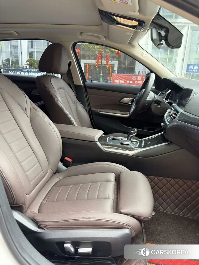 BMW 3 series id 4273679 из Китая 27
