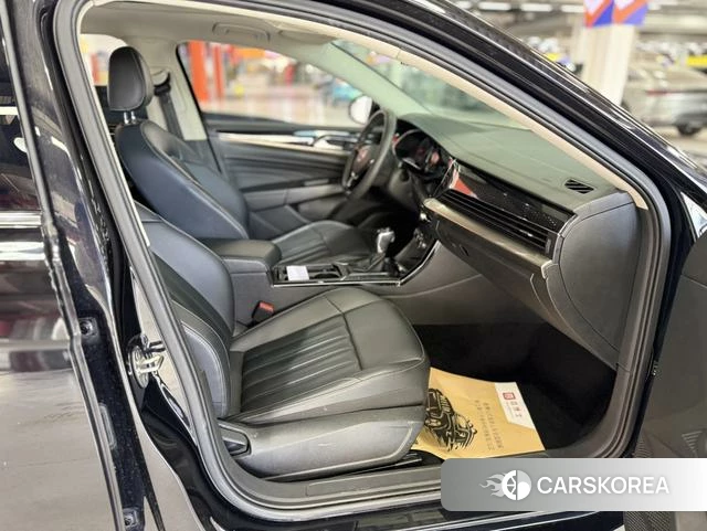 Volkswagen Passat id 4257711 из Китая 26