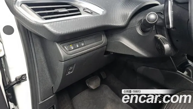 Peugeot 208 id 2665163 из Кореи 18