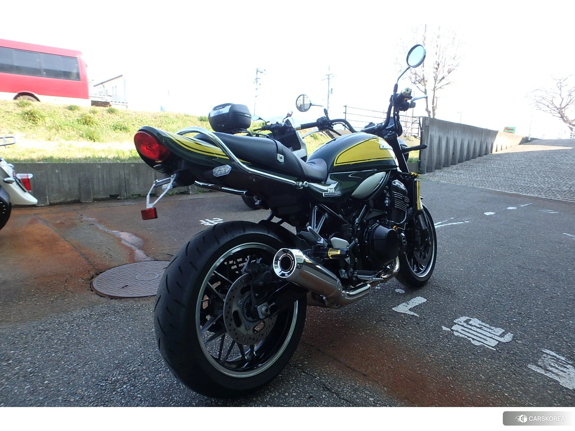 Kawasaki Z900RS id 4347954 из Японии 8
