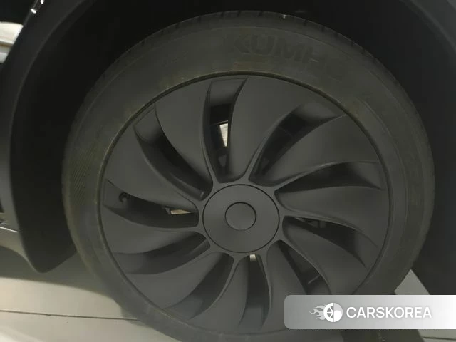 Tesla Model Y id 4206486 из Кореи 8