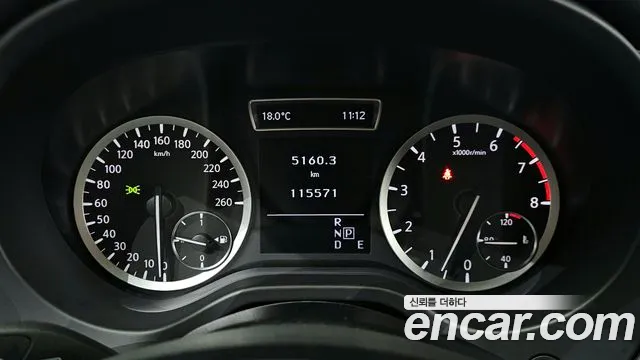 Infiniti Q30 id 2687649 из Кореи 18