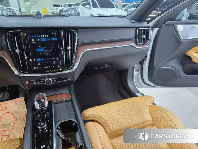 Volvo V60 Cross-Country 2nd Generation id 4599930 из Кореи 18