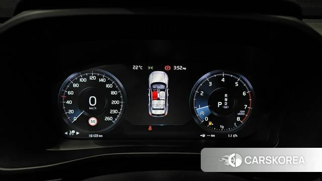 Volvo XC40 id 4250896 из Кореи 28