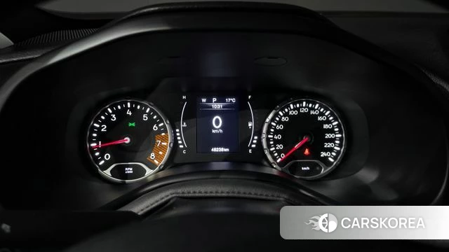Jeep Renegade id 4281717 из Кореи 31