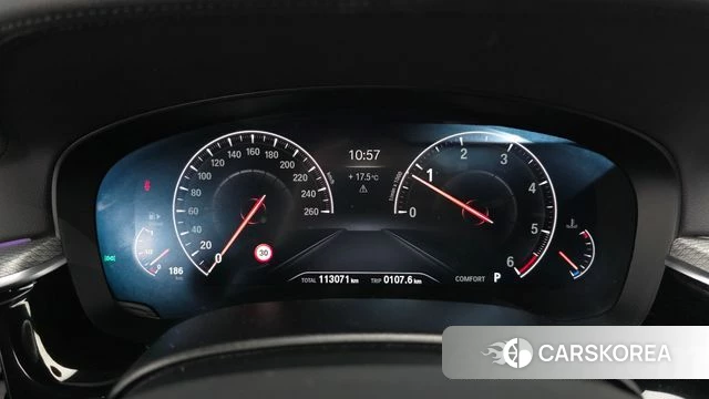 BMW 5 Series (G30) id 4304760 из Кореи 18