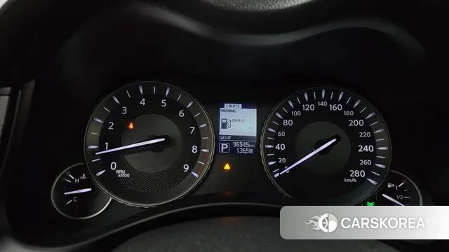 Infiniti Q70 id 3182871 из Кореи 18